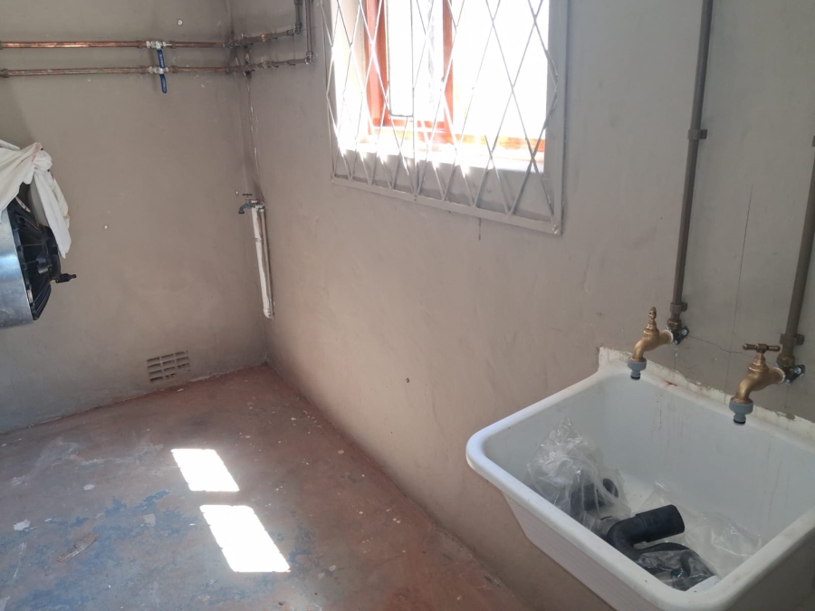 To Let 3 Bedroom Property for Rent in Selborne Eastern Cape